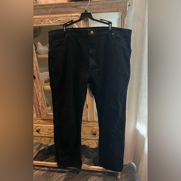 Wrangler Mens Vintage Black Relaxed Jeans Size 40x34 - Picture 1 of 5
